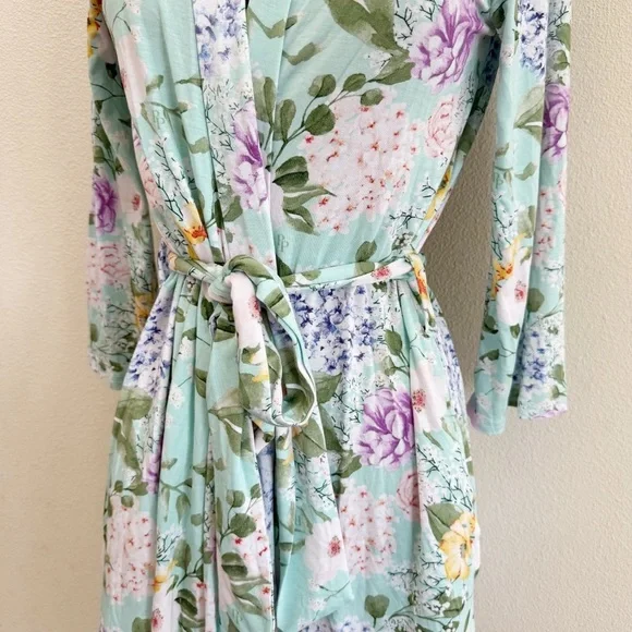 Posh Peanut Erin Maternity Robe Light/Pastel Green Small